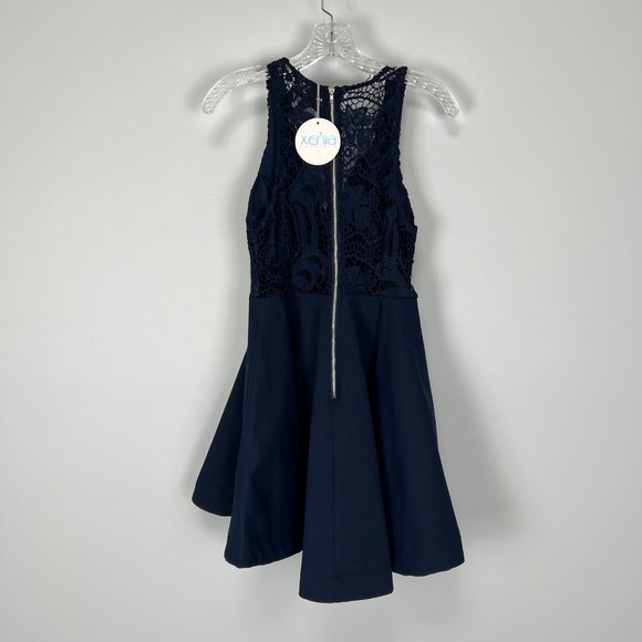 Xenia Boutique Womens Blue Lace Mini Dress Sleeveless V Neck Skater size 6 - Picture 8 of 14